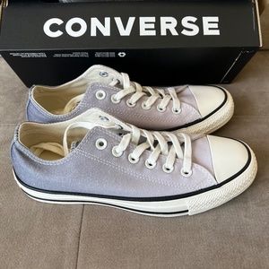 Converse Women's Sneakers - Gray and White